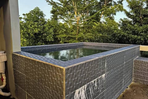 2b31cf8d-b7ad-4c02-abae-9a5a1e547bf2