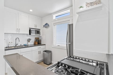 Fully stocked chefs kitchen