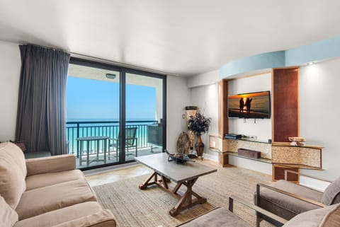 Condo, 1 King Bed with Sofa bed (SunDestin 711) | Living area