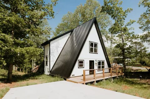 Brand new hidden GEM in Wears Valley, the peaceful side of the smokies.