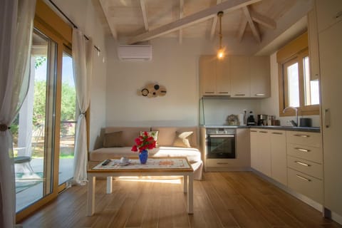 House, Smoking | 1 bedroom, soundproofing