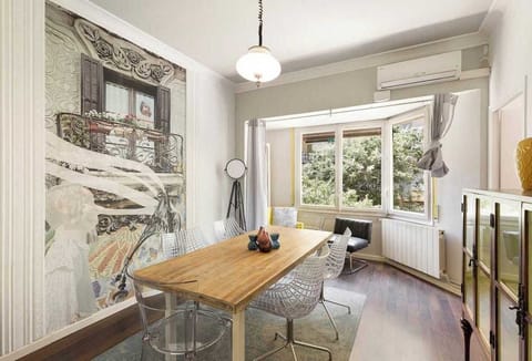 Apartment (3 Bedrooms) | Dining room