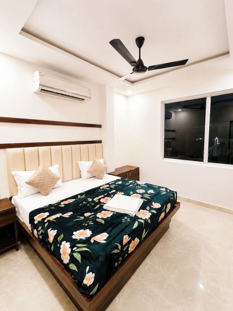 Deluxe Double Room | Desk, soundproofing, free WiFi
