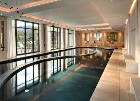Couples treatment rooms, sauna, hot tub, steam room, Turkish bath