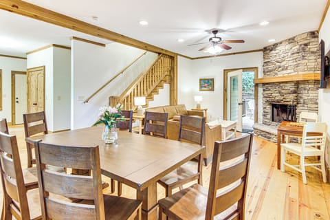 House (3 Bedrooms) | Interior