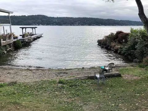 Lake City waterfront park; within walking distance.