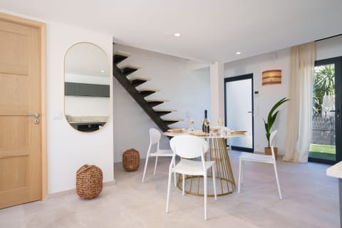 House | 1 bedroom