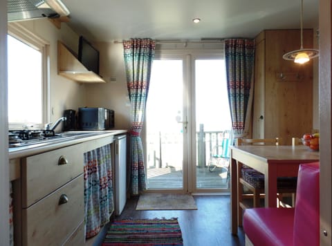 Kitchen Camping Hofstede Zonnevliet - Pipo wagen