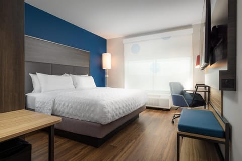 In-room safe, free WiFi