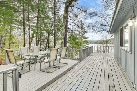 Hadley Vacation Rental | 3BR | 1.5BA | Stairs Required | 1,080 Sq Ft