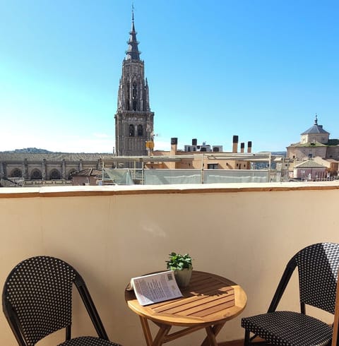 Deluxe Double Room, Balcony, City View | Terrace/patio