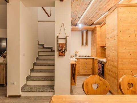 Flooring, Floor, Wood, Interior Design, Ceiling, Furniture, Wood Flooring, Room, Wood Stain, Hardwood