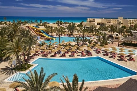 Indoor pool, 4 outdoor pools, pool umbrellas, sun loungers