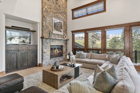 Furniture, Indoors, Living Room, Room, Home Decor