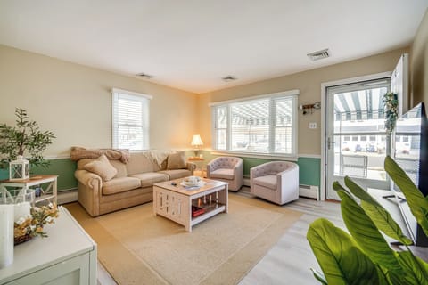 Brigantine Vacation Rental | 2BR | 1BA | 2 Small Steps to Enter | 900 Sq Ft
