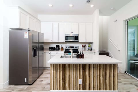 Beautiful updated kitchen