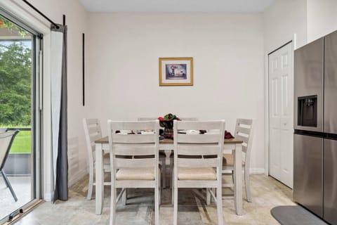 Dining table with seating for 6