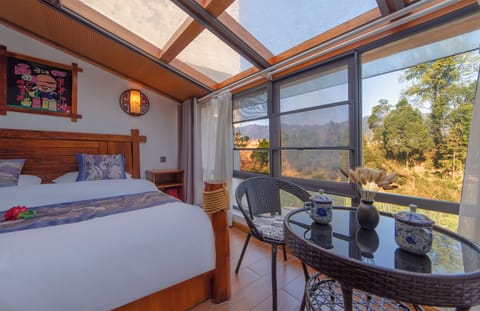 Superior Double Room, Mountain View | Premium bedding, desk, blackout drapes, WiFi (free)