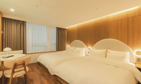 Superior Twin Room | Individually decorated, individually furnished, soundproofing, free WiFi