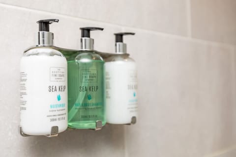 Superior Double or Twin Room, Ensuite | Bathroom