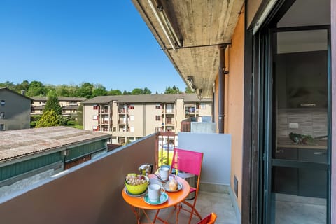 Standard Apartment, Multiple Bedrooms (La Dolce Laveno) | Outdoor dining