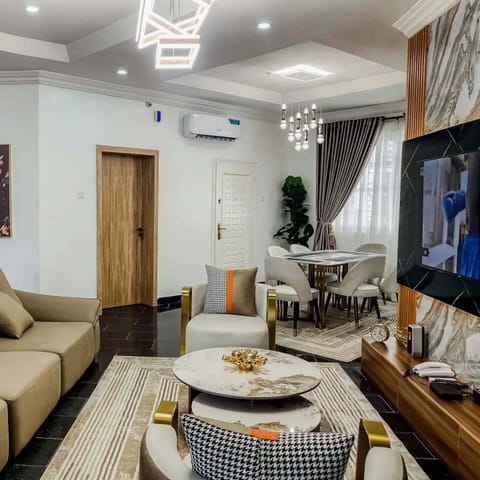 Family Apartment, Balcony, City View | Living area