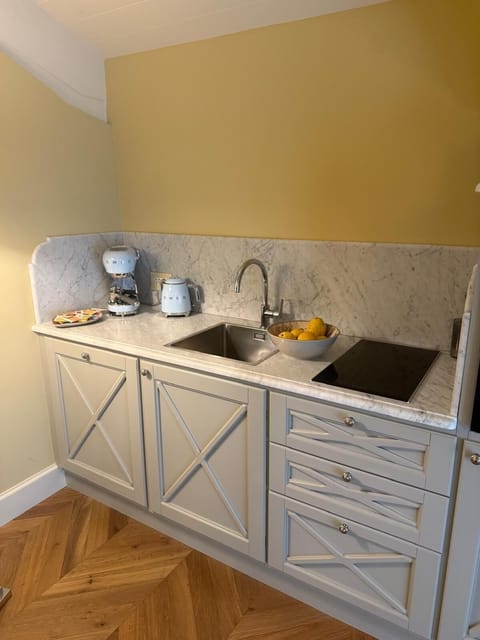 Penthouse Suite | Private kitchen