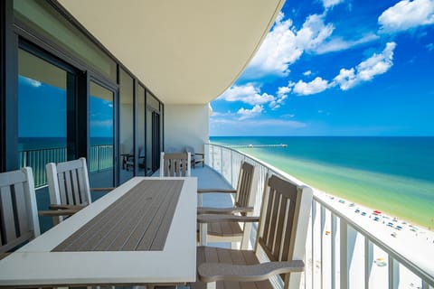 Condo, 3 Bedrooms | Outdoor dining