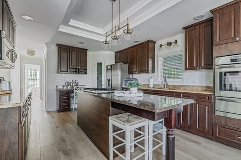 From prep to plate—this kitchen’s got you.