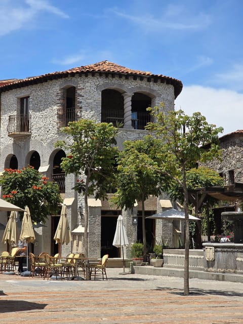 Exclusive Apartment | Terrace/patio