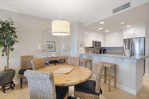 Villa, Multiple Beds, Kitchen (1857 Beachside Tennis) | Dining