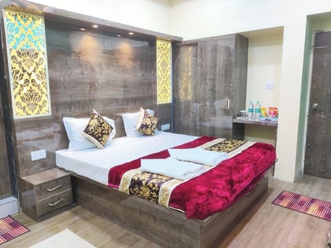 Basic Double Room