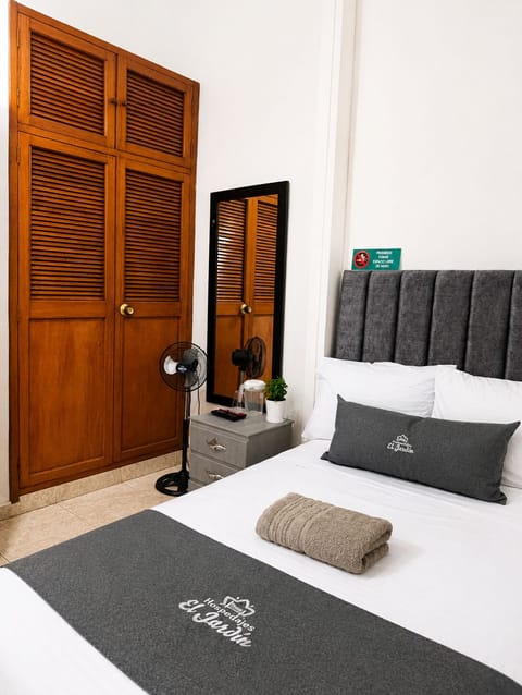 Economy Room | Iron/ironing board, free WiFi, bed sheets