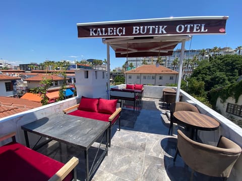 Basic Triple Room, Courtyard View | Free WiFi, wheelchair access