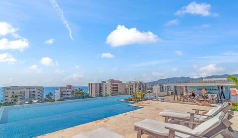 Rooftop Swimming Pool