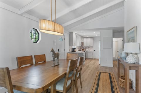 Vaulted ceilings in the dining and living rooms
