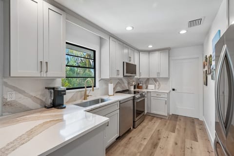 Fully equipped kitchen and everything is new!