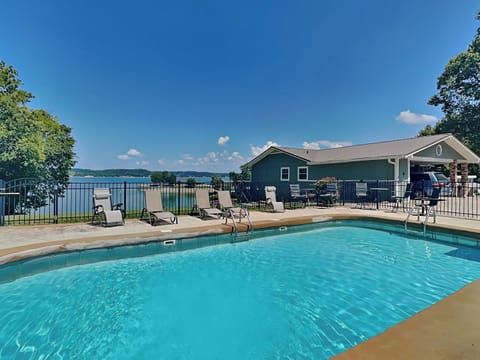 Welcome to Sunset Cove