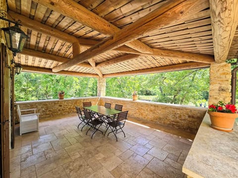 House, Balcony, Garden View | Outdoor dining