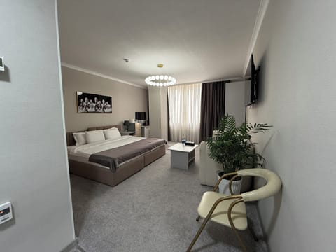 Comfort Double Room | Desk, laptop workspace, WiFi (free)