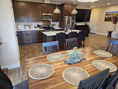 Dining Room/Kitchen