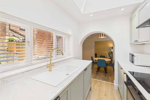 House | 1 bedroom
