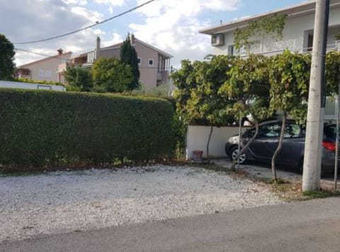 Apartment (One Bedroom Apartment with Balcony) | Exterior