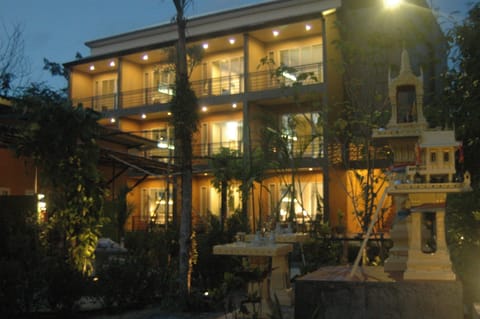 Front of property - evening/night