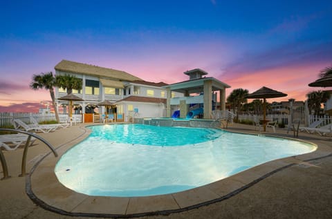 Watch beautiful sunsets from the pool!