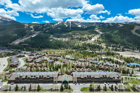 Welcome to your mountain escape! Stunning views showcase our building nestled in the heart of Keystone with ski slopes just beyond.