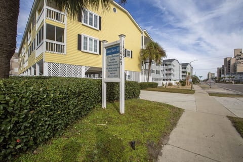 Discover the convenience of Sandy Shores III's prime location, just a short stroll from the beach and local attractions.