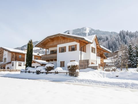 Holiday Home Exterior [winter]