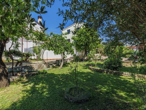 Apartment, Chair, Balcony, Resort, Hotel, Bay, Kitchen & Dining Room Table, Outdoor Furniture, Resort Town