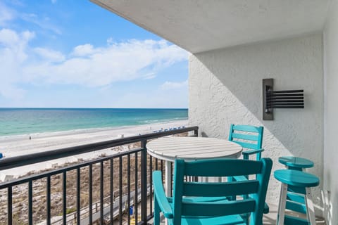 SunDestin 510 Balcony